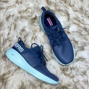 SKETCHERS Sneakers NWOT